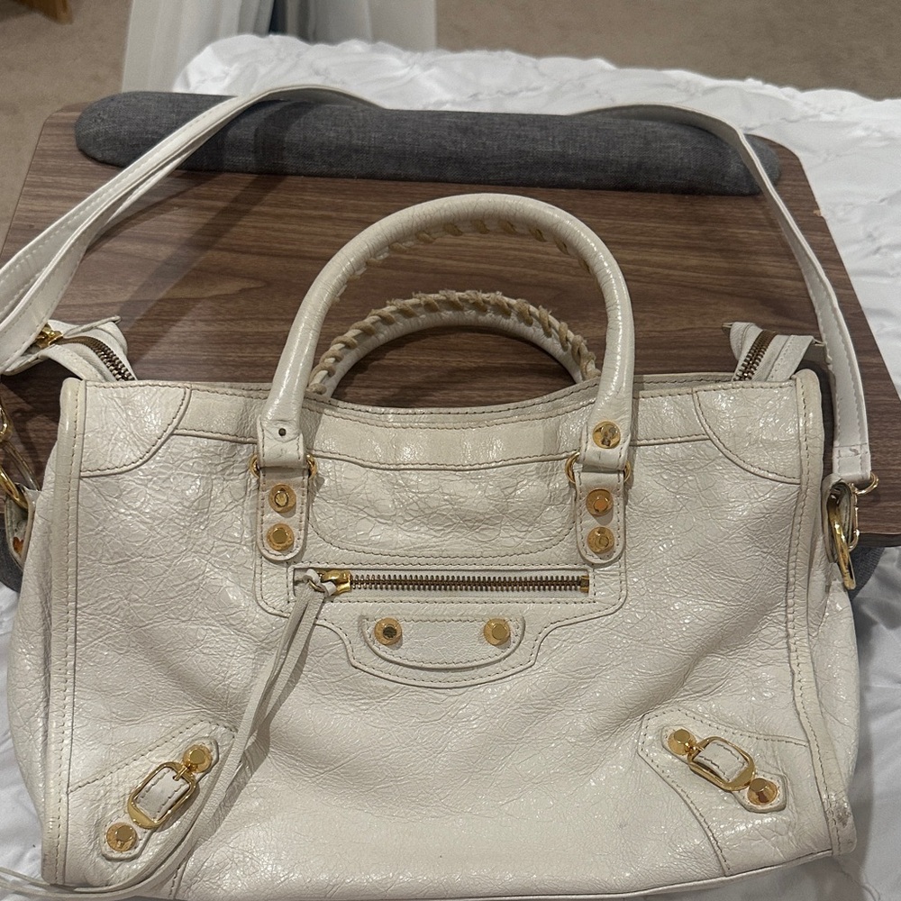 Chic Cream Satchel with Gold Accents